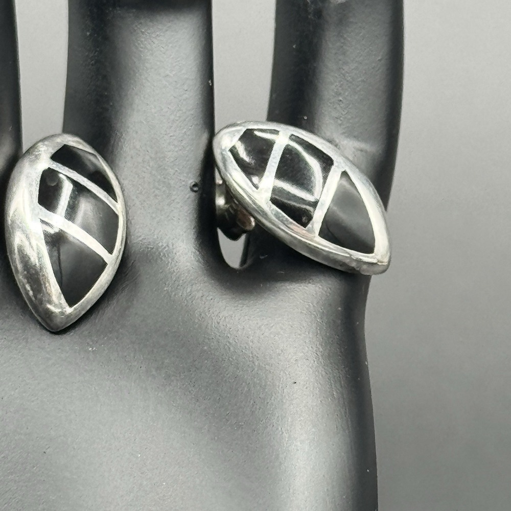 Vintage Sterling Silver Onyx Inlay Earrings Modernist Leaf Design 925 Thailand